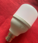 หลอดไฟ LED ในร่ม PVC 10w ความสว่างสูงประหยัดพลังงานในครัวเรือน
