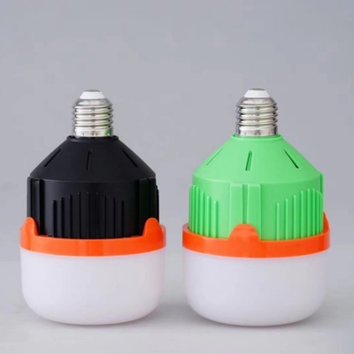 ดีไซน์ใหม่ รถชาร์จเร็ว พลังงานสูง ระยะเวลาทํางานยาว LED หลอดฉุกเฉิน E27 B22 ฐาน สว่างสูง