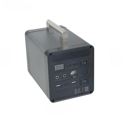 กันน้ํา 200w 400w และ 600w ปรับปรุง Sine Wave สถานที่พลังงานกลางแจ้งพกพาสําหรับการตั้งแคมป์