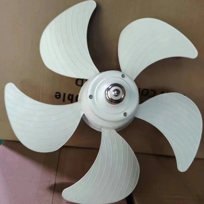 85-265V สํานักงานครัว 3 เกียร์ ความเร็วลมเพดาน Dimmable LED เพดานแฟนแสง